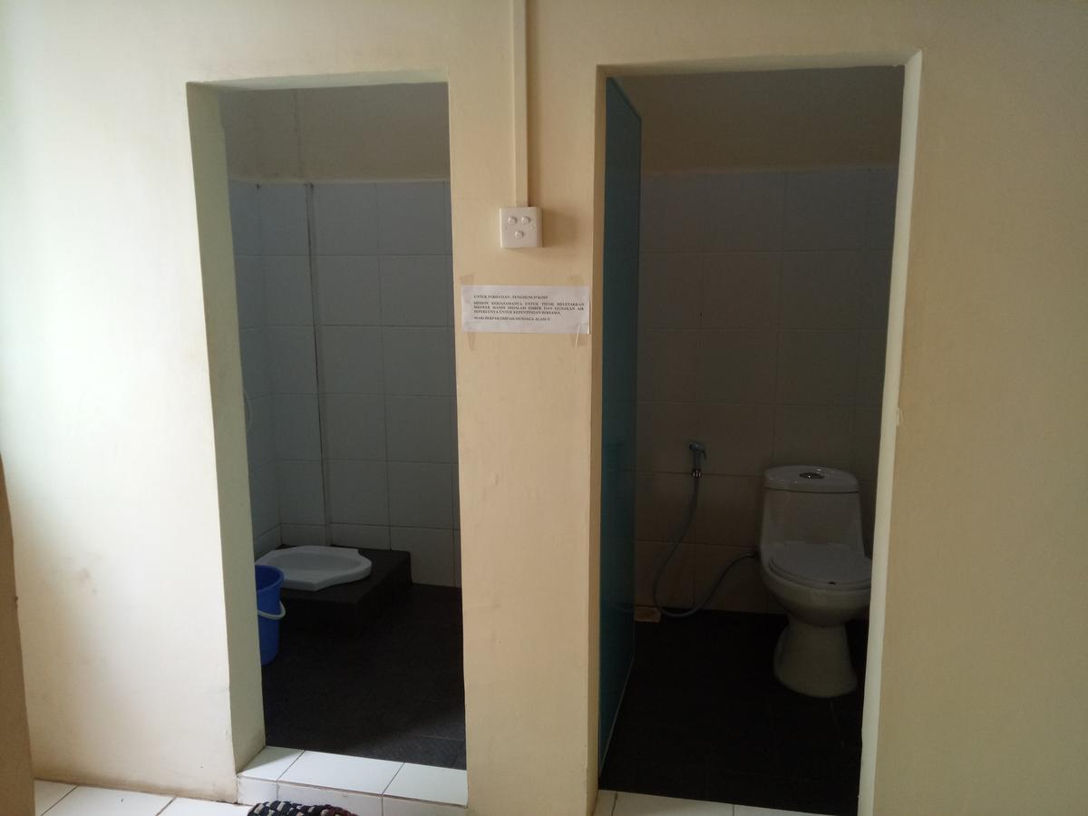 Хостел D'Kost Batam Нагоя Экстерьер фото