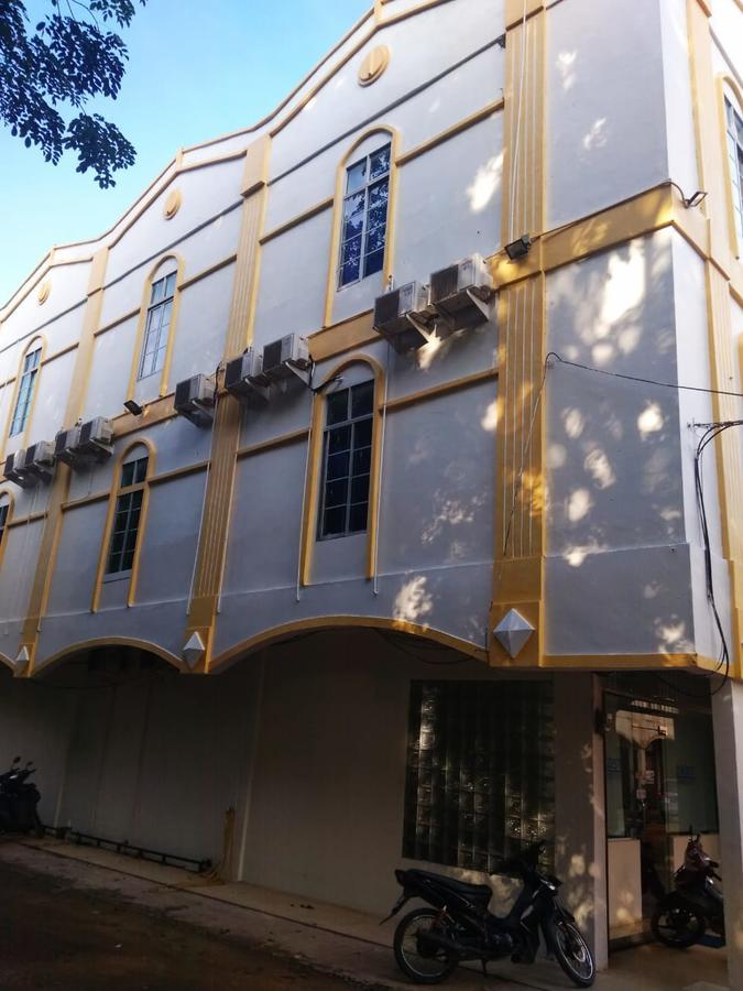 Хостел D'Kost Batam Нагоя Экстерьер фото
